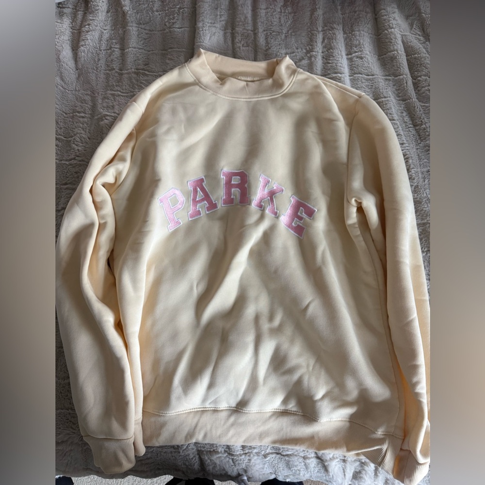Parke Soft Cream Sweatshirt